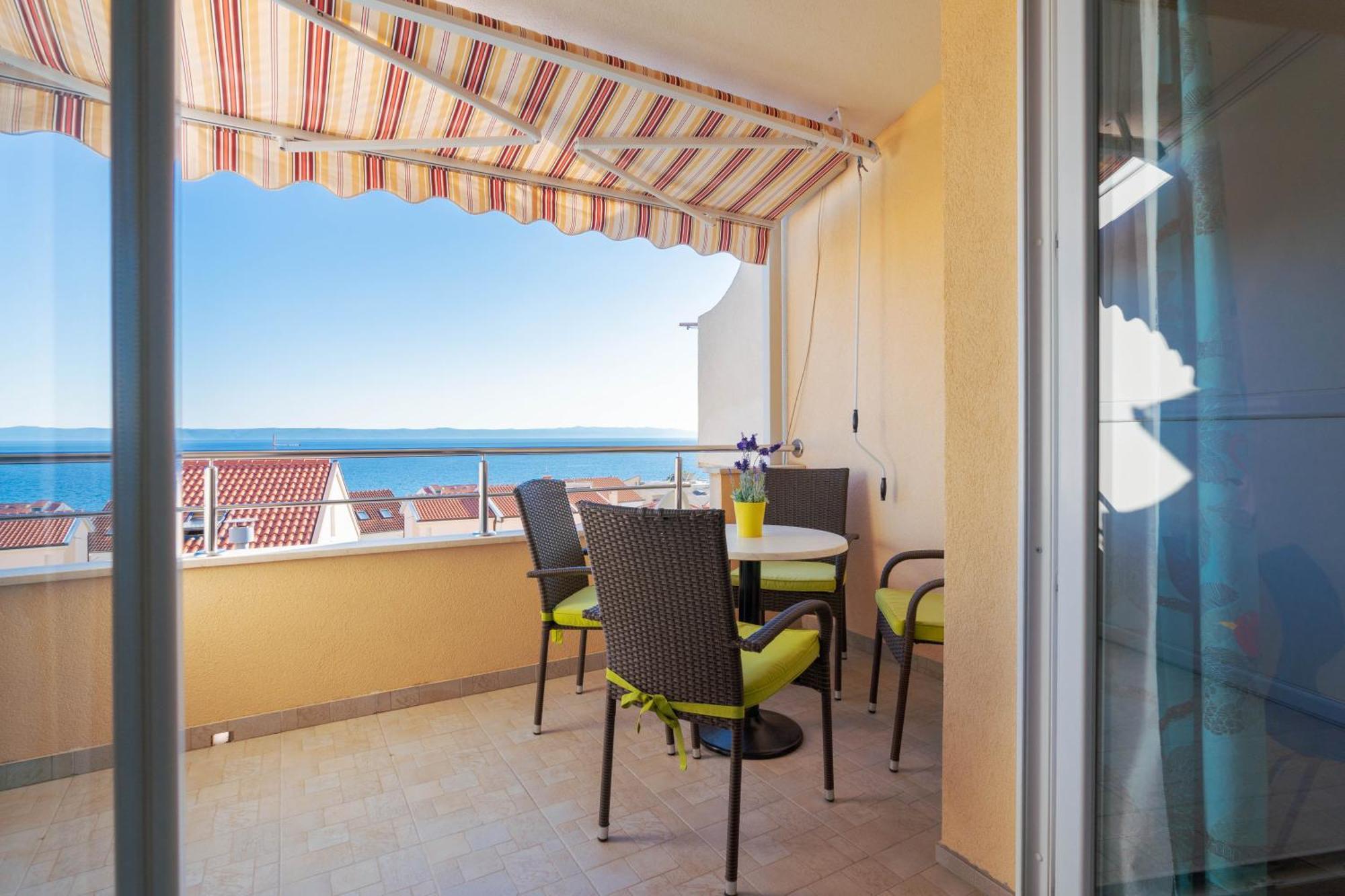 Apartments Angela Makarska Exterior photo